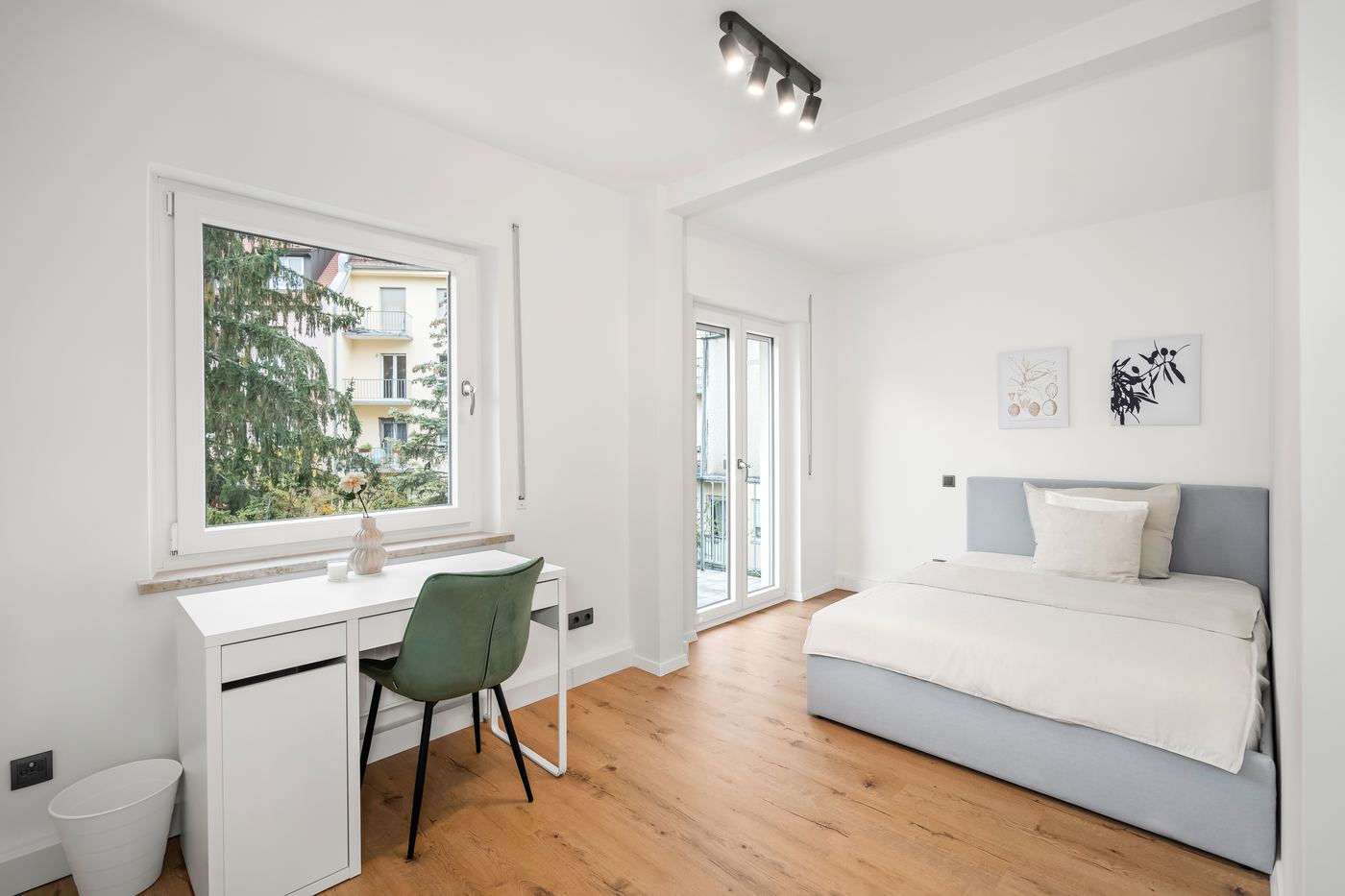 Möbliertes Zimmer